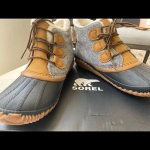Sorel Waterproof boots size 10 1/2
